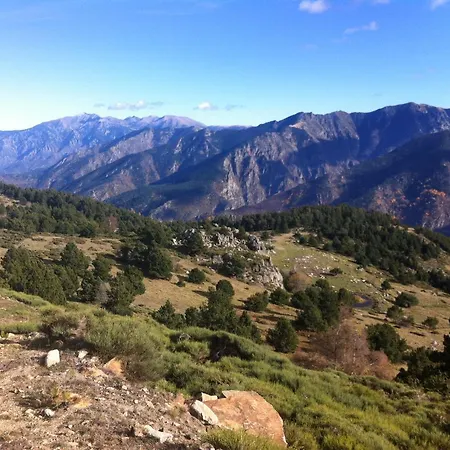 Bel Proche Font-romeu, Au Calme Et Equipe